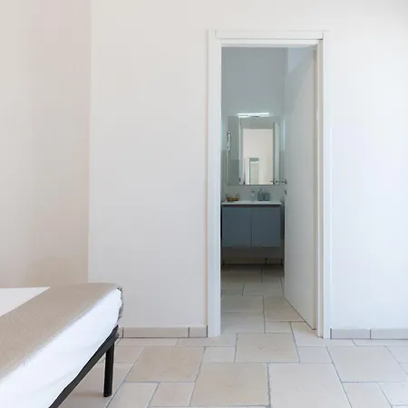 Rock'n'trullo 4 Bedroom Privatepool By Tripostuni אוסטוני