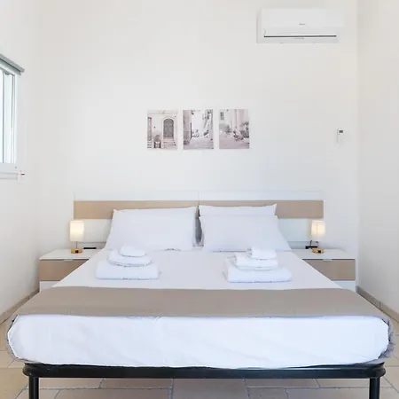 Rock'n'trullo 4 Bedroom Privatepool By Tripostuni * אוסטוני