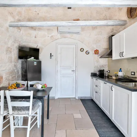 Rock'n'trullo 4 Bedroom Privatepool By Tripostuni אוסטוני