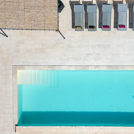 Rock'n'trullo 4 Bedroom Privatepool By Tripostuni אוסטוני