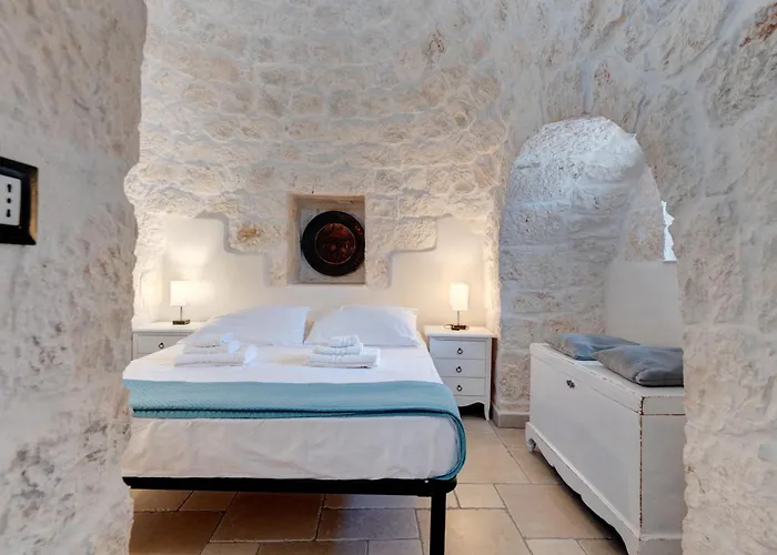 Rock'n'trullo 4 Bedroom Privatepool By Tripostuni Villa